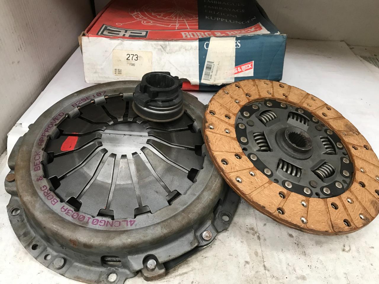 Kit embrayage neuf FORD TRANSIT 2.4 D 2.5 D LesAnciennes.com