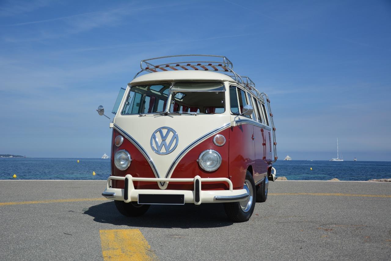 VOLKSWAGEN Combi T1 Samba 23 fenêtres - 1974 LesAnciennes.com
