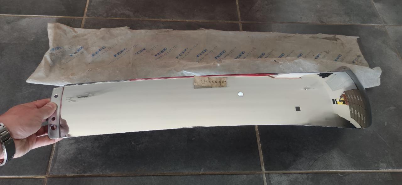 Crosse pare choc arrière droit FORD Taunus LesAnciennes.com