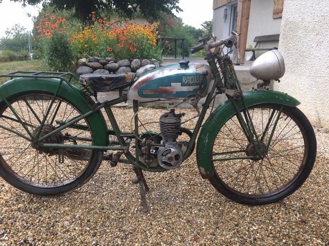 RADIOR 100 - 1940 LesAnciennes.com