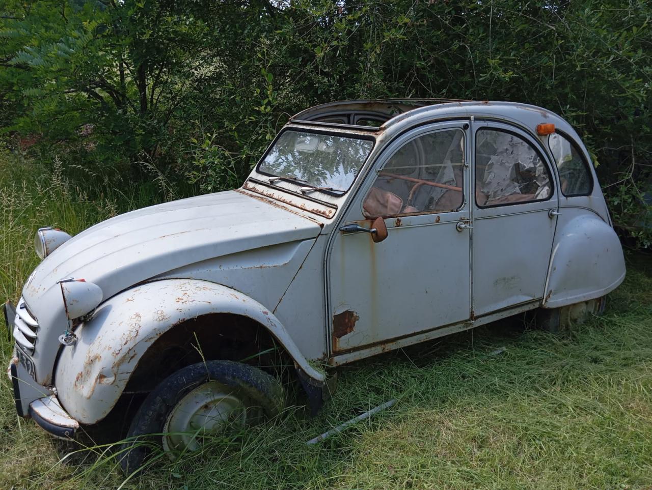 Pièces CITROEN 2CV AZAM LesAnciennes.com