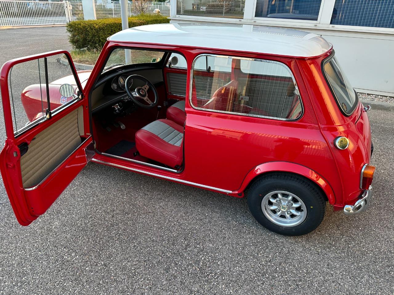 MORRIS Mini MK1 Cooper - 1964 LesAnciennes.com