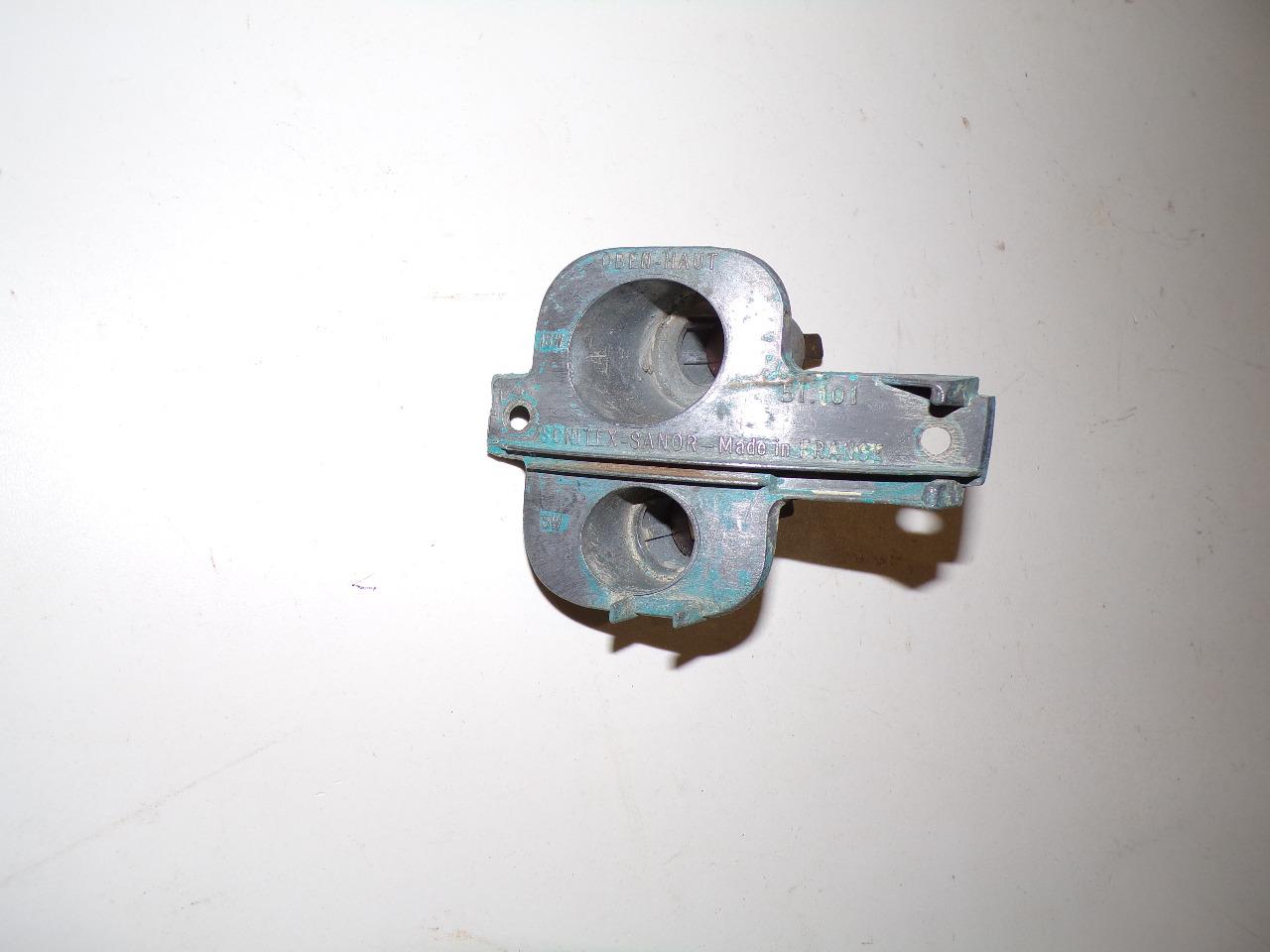 Socle feu AVG SAVIEM SG2 LesAnciennes.com