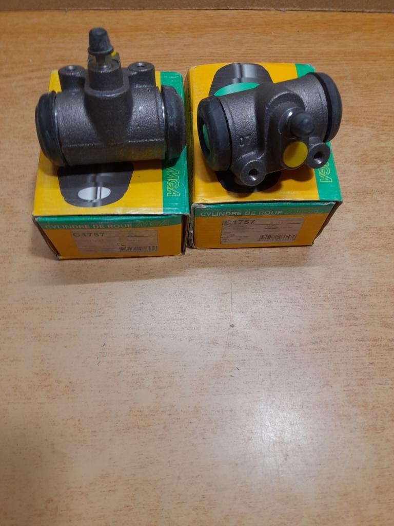 Cylindres de Roue Citroën C25 J5 LesAnciennes.com
