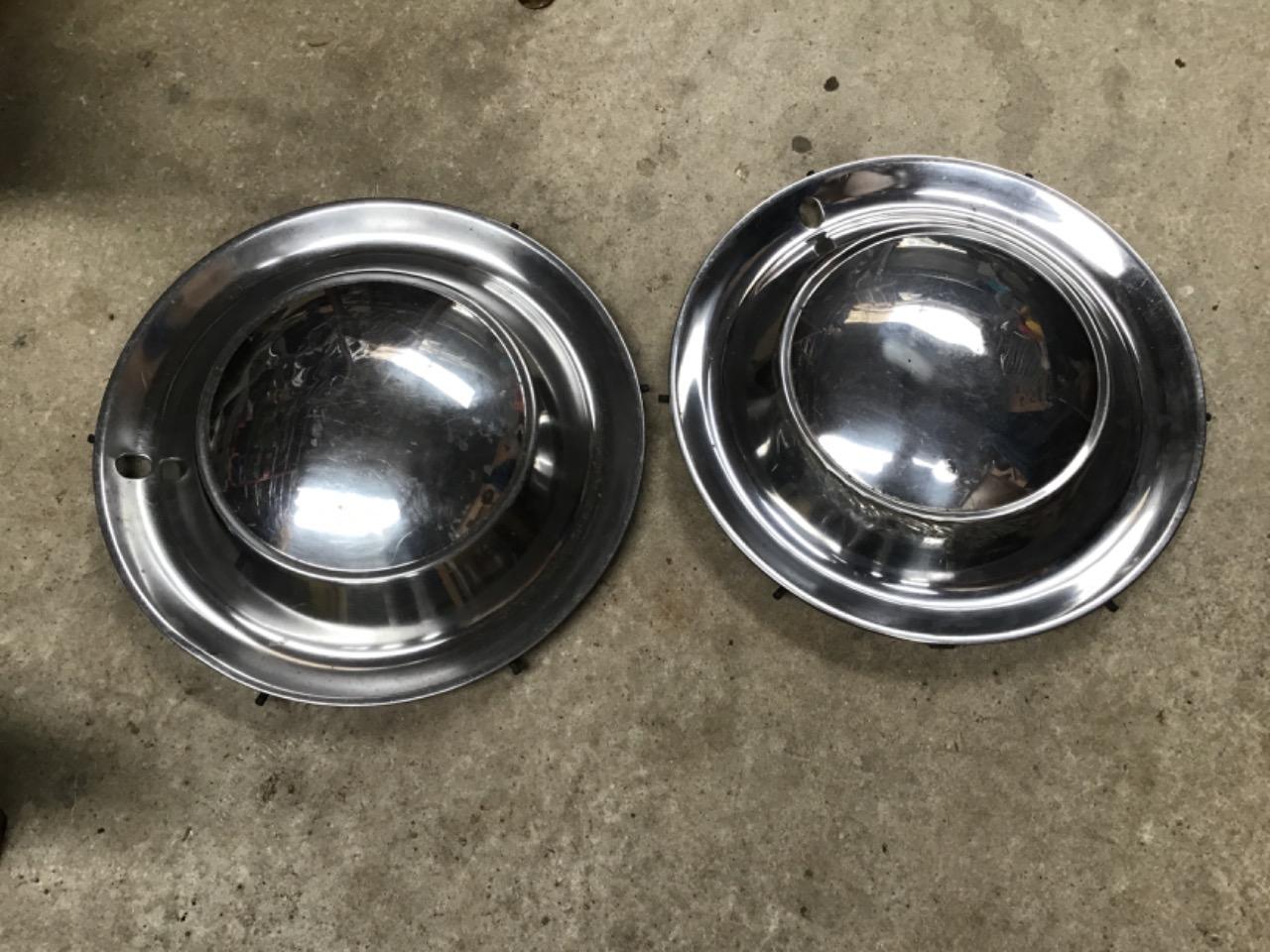 Enjoliveurs en 400 CITROEN DS ID LesAnciennes.com