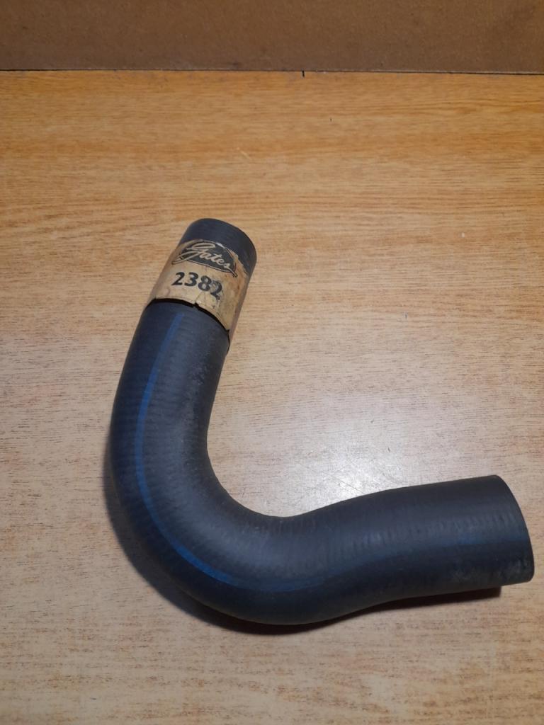 Durite coudé fiat 124 GATES 2382 LesAnciennes.com