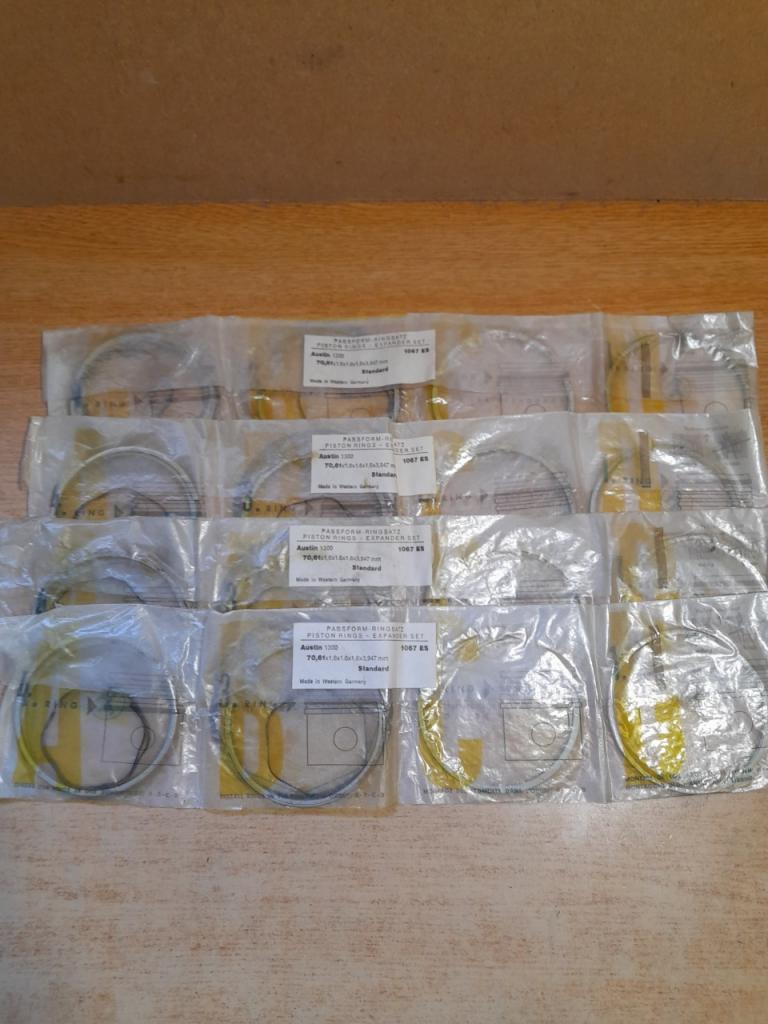 Jeu de segments Austin mini 1300 LesAnciennes.com