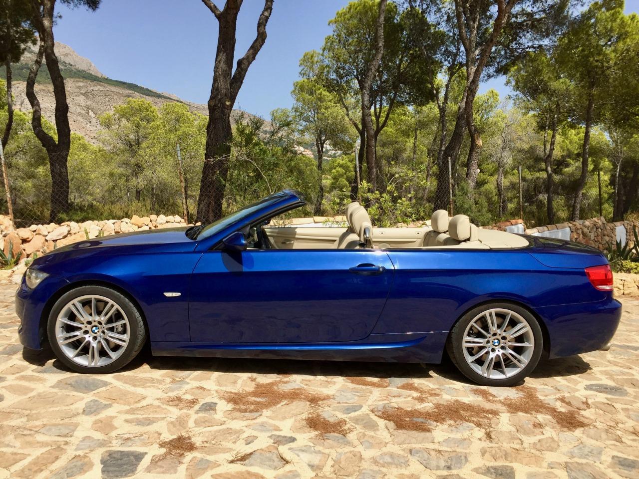 BMW 330 ia cabriolet - 2007 LesAnciennes.com