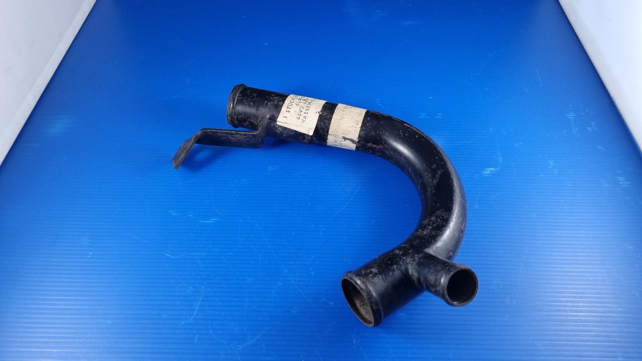 Tube de circuit de refroidissement FORD TRANSIT LesAnciennes.com