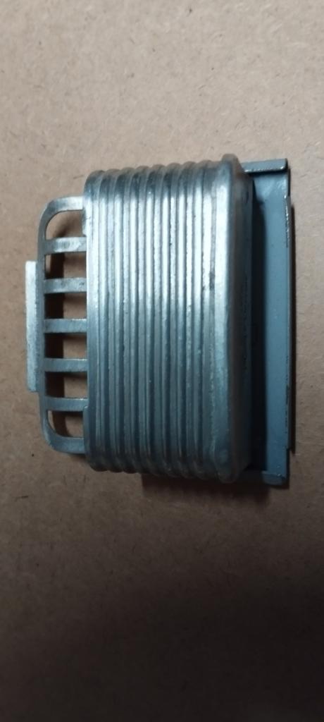 Cendrier VESPA 400 LesAnciennes.com