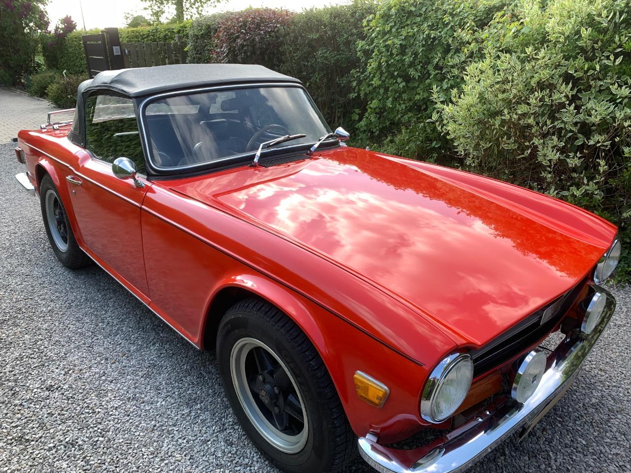 TRIUMPH TR6 - 1974 LesAnciennes.com