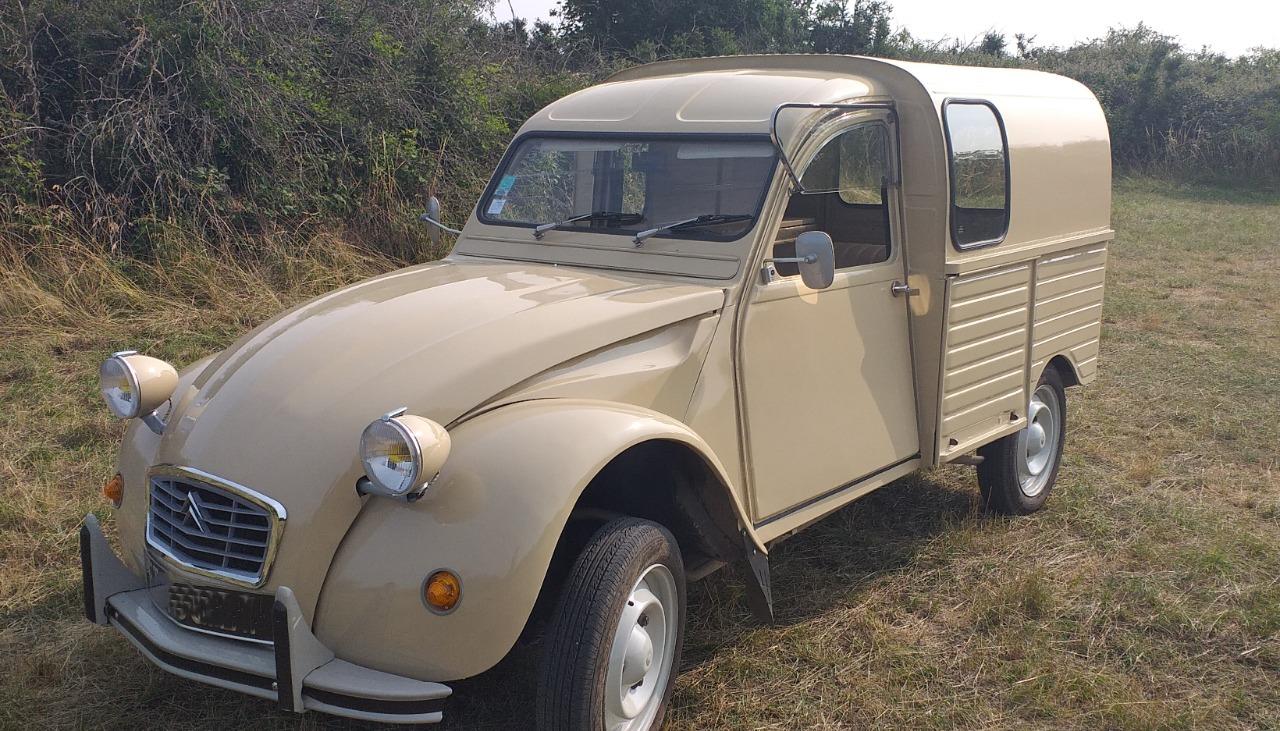 CITROEN 2CV AZU fourgonnette - 1975 LesAnciennes.com