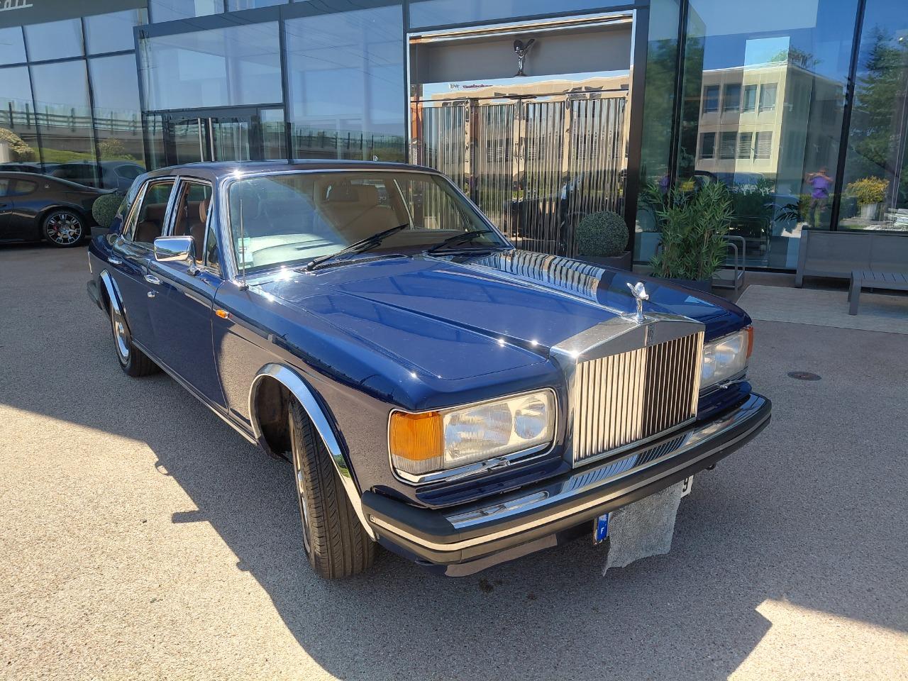 ROLLS ROYCE Silver Spirit - 1985 LesAnciennes.com