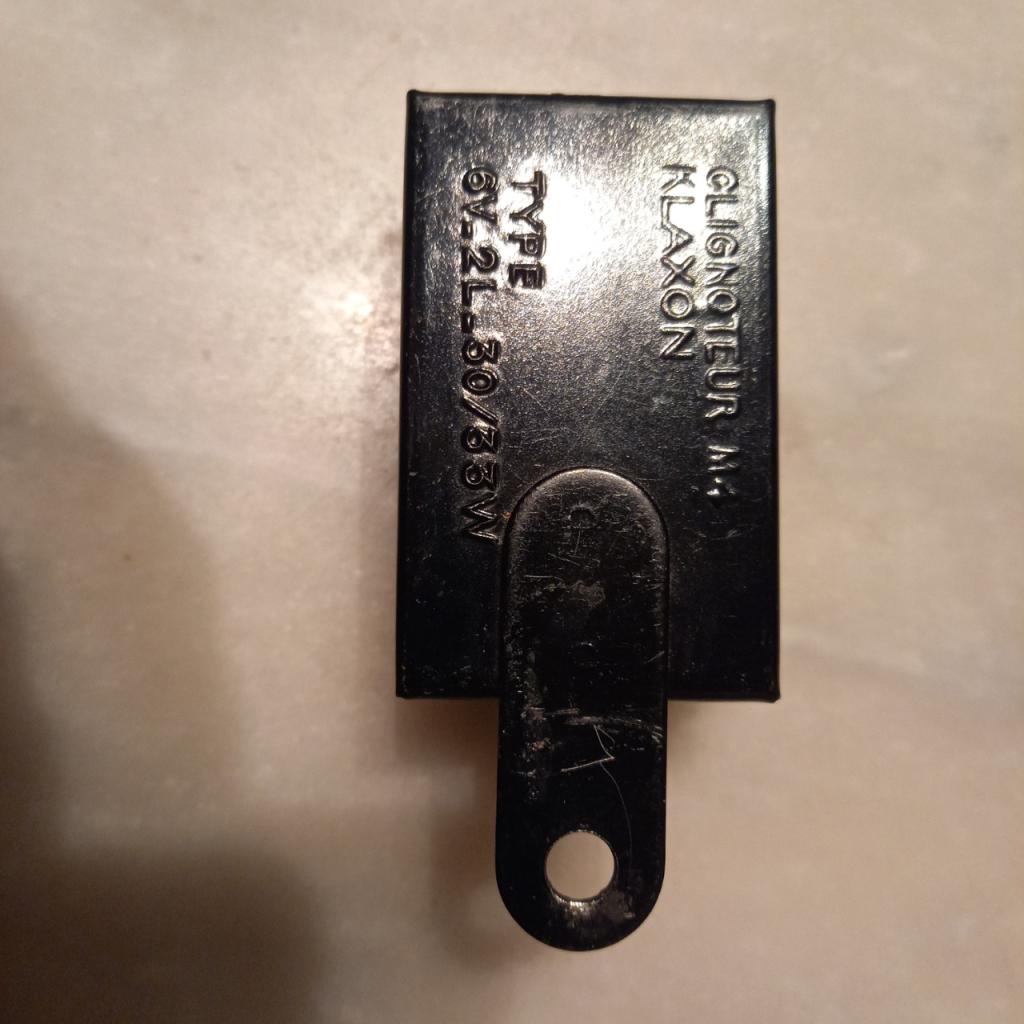 Klaxon KLAXON traction 7 -11- 15 LesAnciennes.com