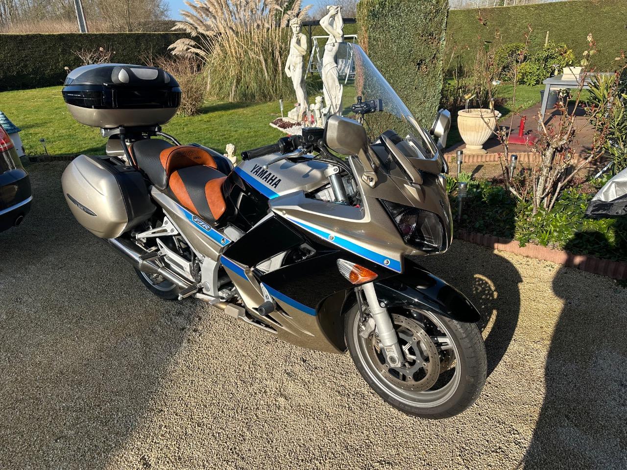 YAMAHA Yamaha FJR 13OO LesAnciennes.com