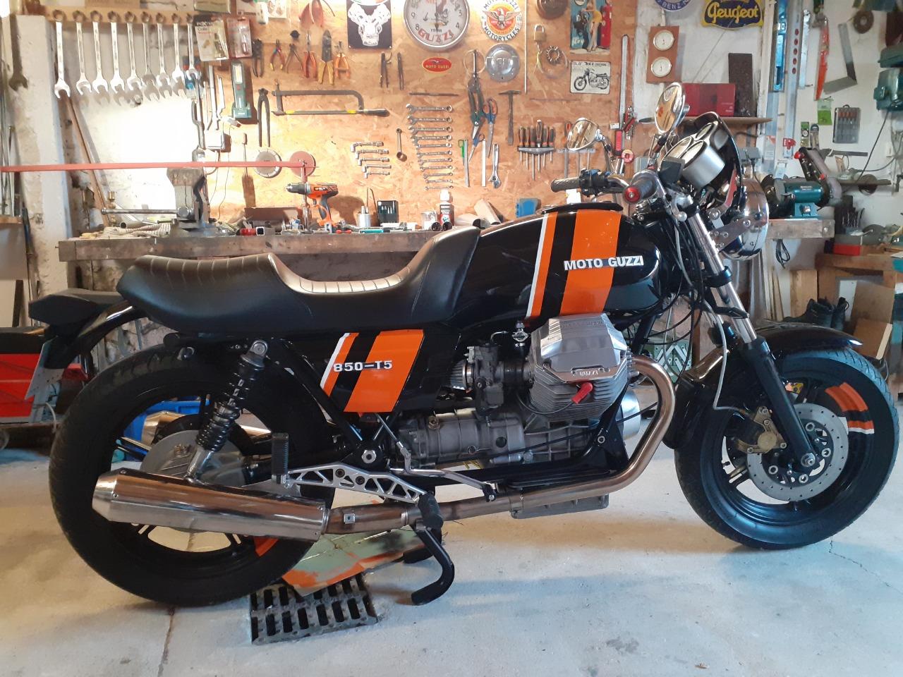 MOTO GUZZI 850 T5 - 1984 LesAnciennes.com