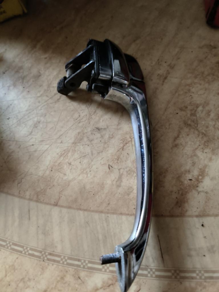 Poignée JAGUAR MK2 LesAnciennes.com