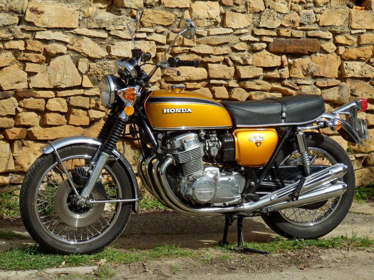 HONDA CB 750 - 1975 LesAnciennes.com