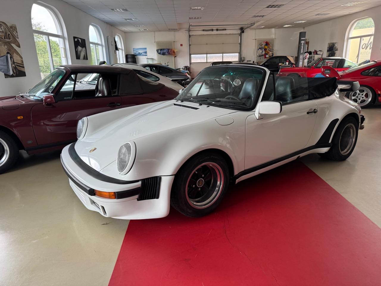 PORSCHE 911 3,2 G50 Turbolook - 1988 LesAnciennes.com