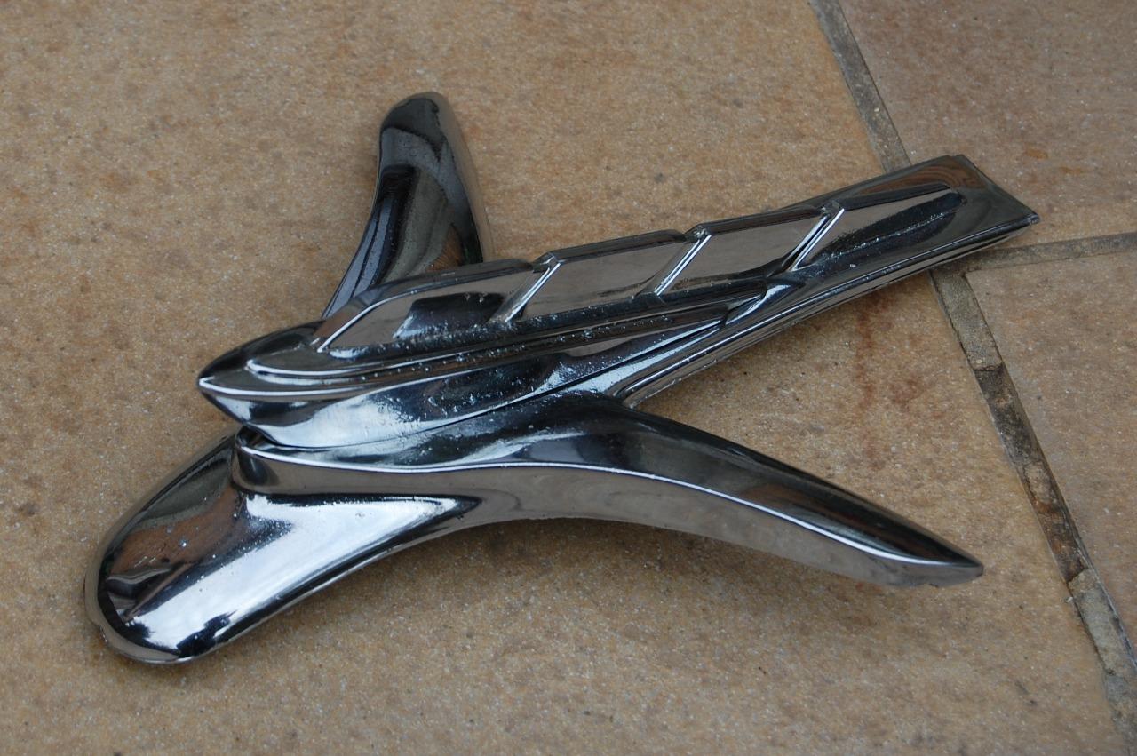 Mascotte capot plymouth 1951 usa oldtimer LesAnciennes.com