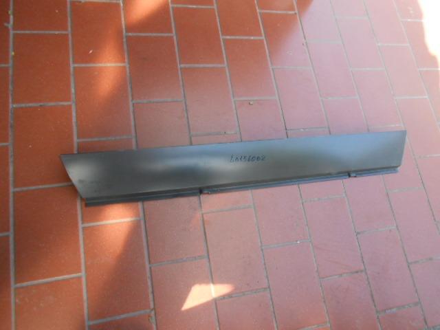 Seuil de porte gauche pour Ferrari 308 GT4 LesAnciennes.com