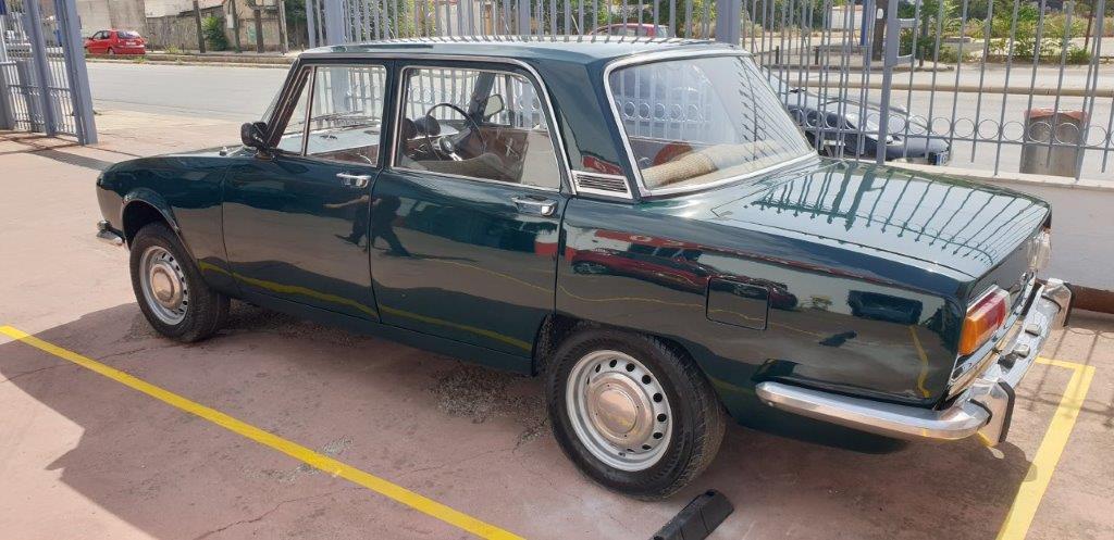 ALFA ROMEO 1750 Berlina RHD SUPERBE! - 1970 LesAnciennes.com