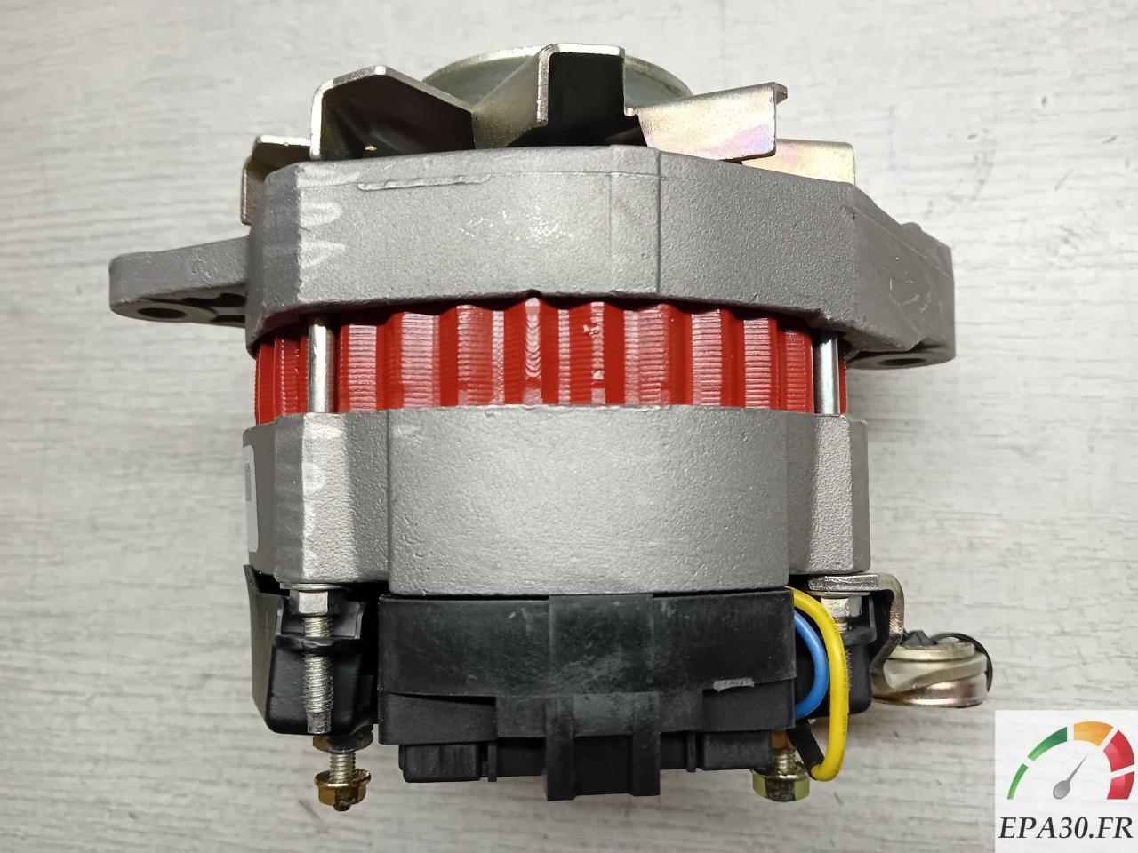 55889 ALTERNATEUR 60A RENAULT R20 R21 R25 TRAFIC 1 LesAnciennes.com