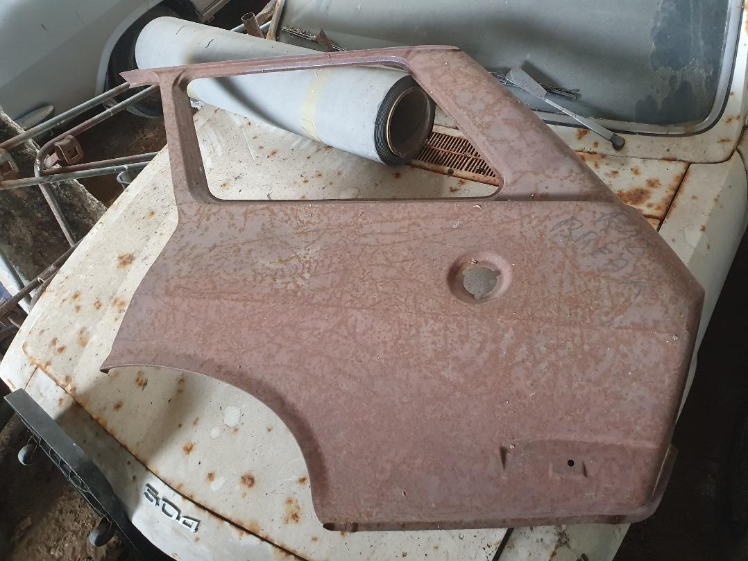 Aile RENAULT 12 (R12) Break LesAnciennes.com