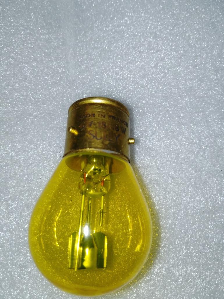 Ampoules AMPOULES Phares LesAnciennes.com