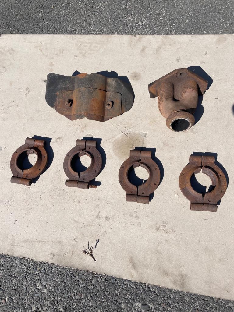 Lot de pièces SIMCA 1000 LesAnciennes.com