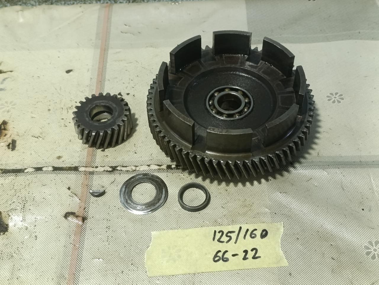 Embrayage Ducati 125, 160, TS, Sport. Z=66/22 LesAnciennes.com