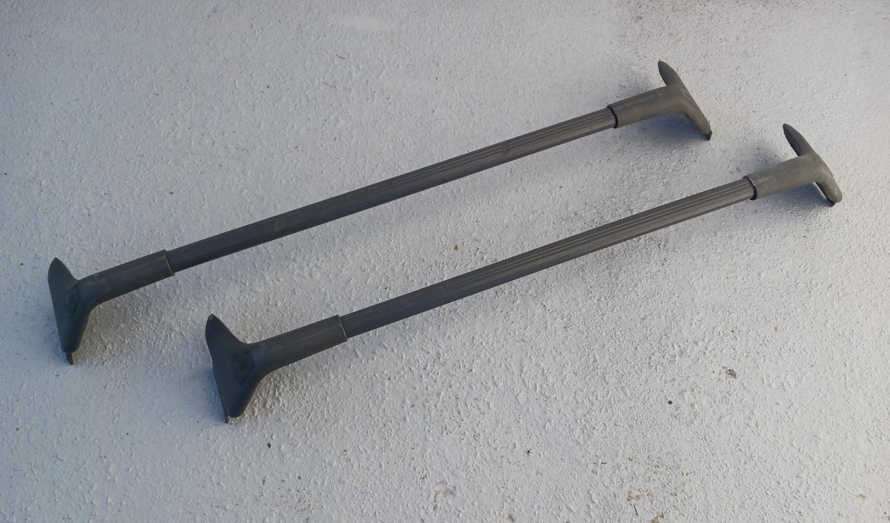 Barres de toit Peugeot 405 (berline ou break) LesAnciennes.com