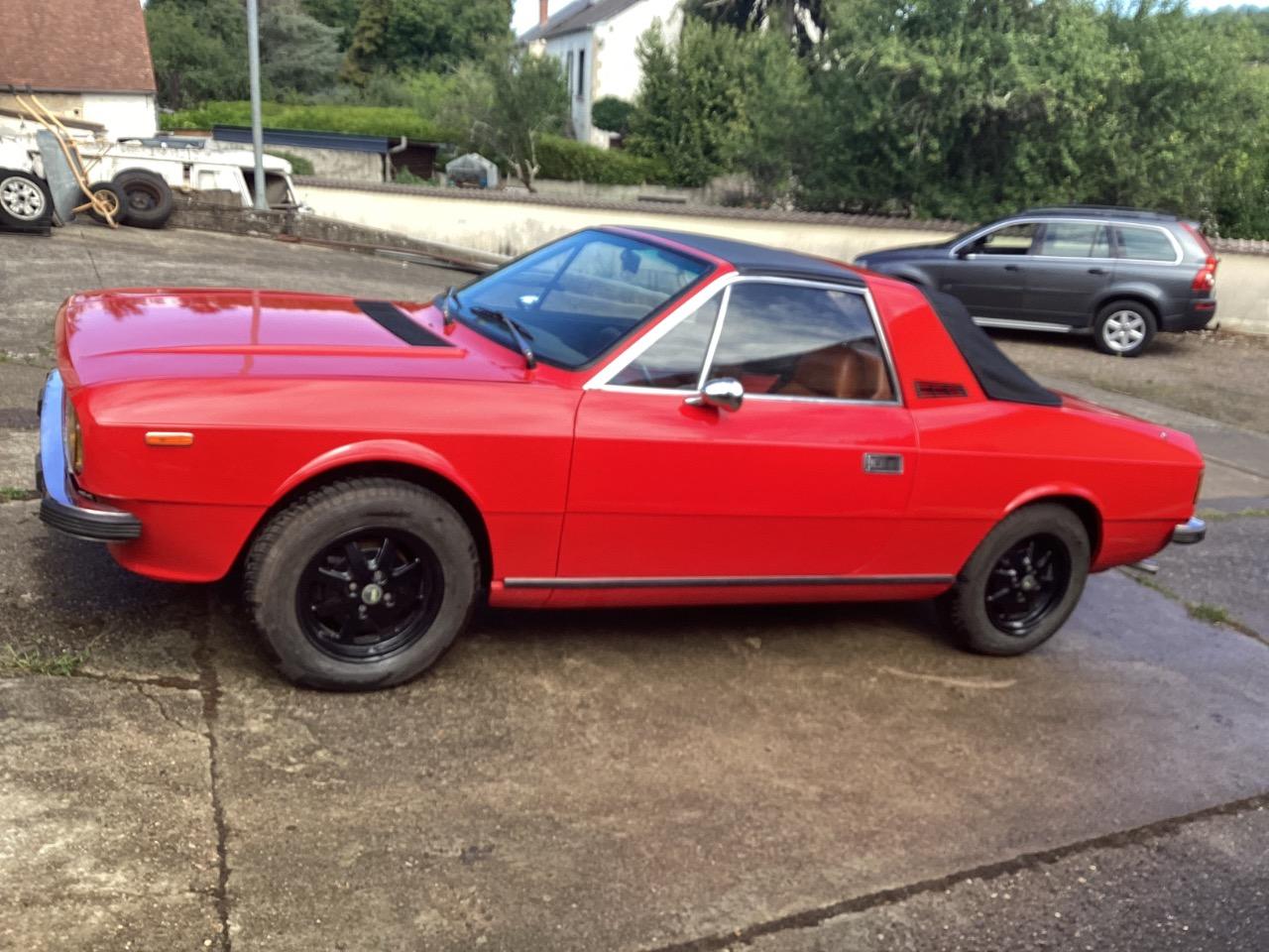 LANCIA Beta Spider 2000 - 1978 LesAnciennes.com