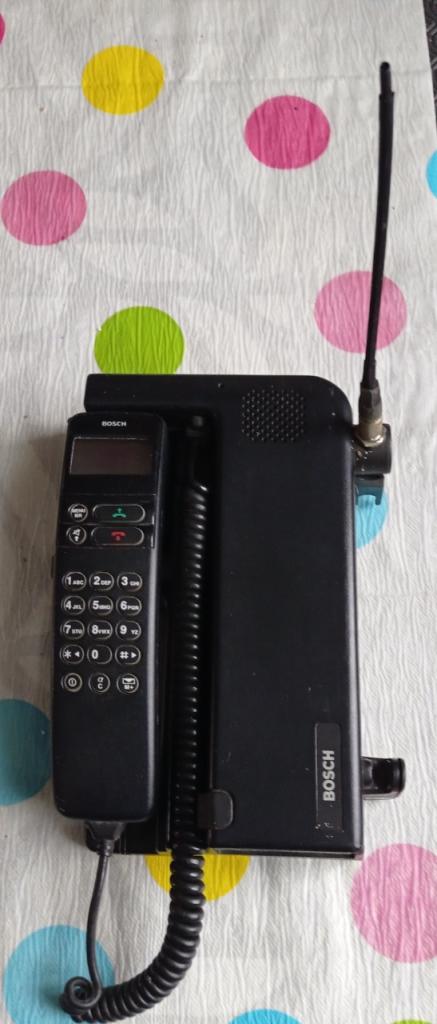 Téléphone Bosch voiture LesAnciennes.com