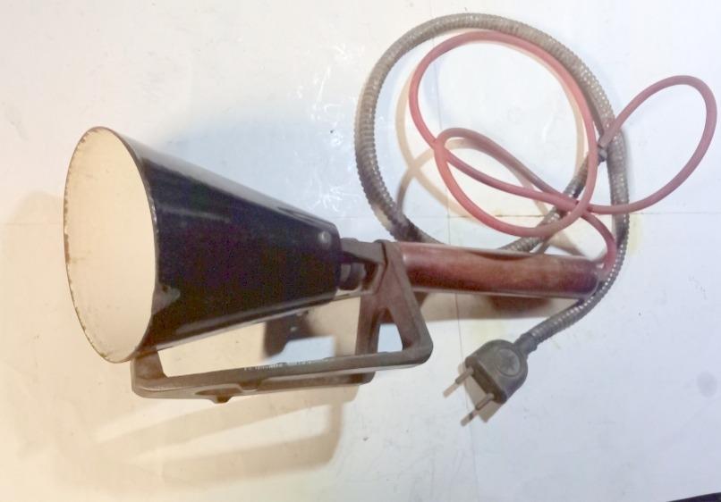 Baladeuse de garage débur 20 ème LesAnciennes.com