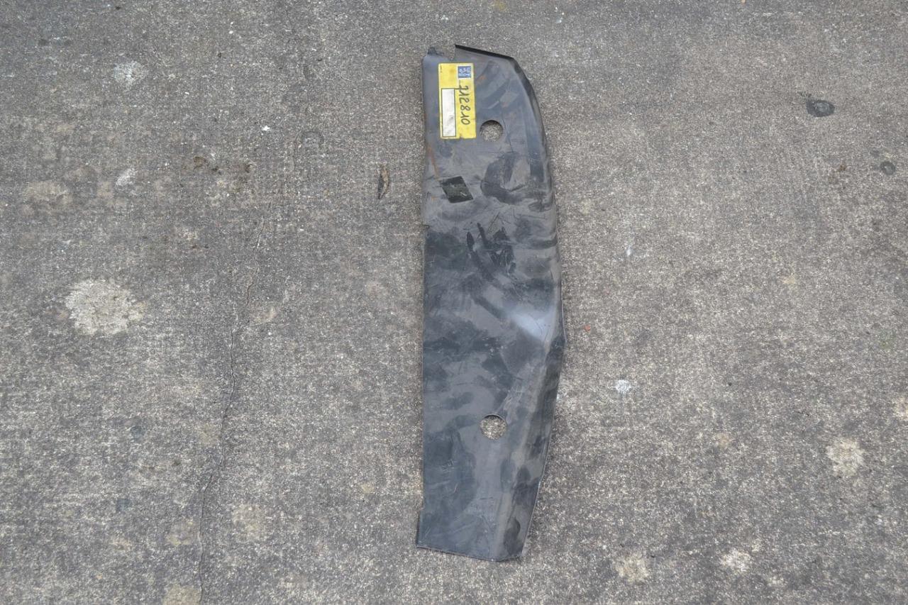 Pare-boue AV DT PEUGEOT 504, neuf LesAnciennes.com