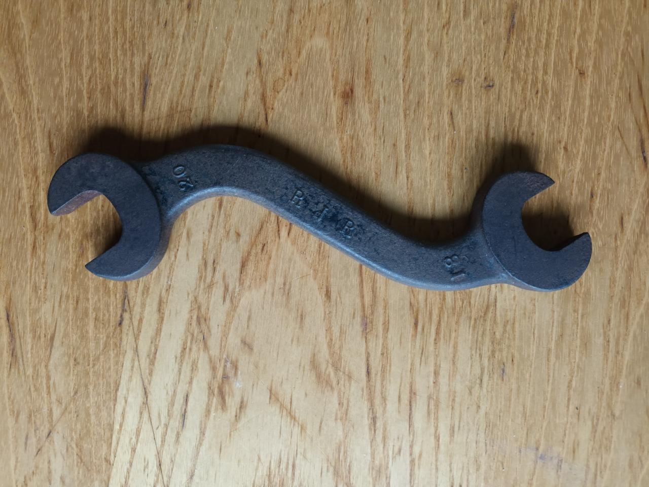 Recherche de clef LesAnciennes.com