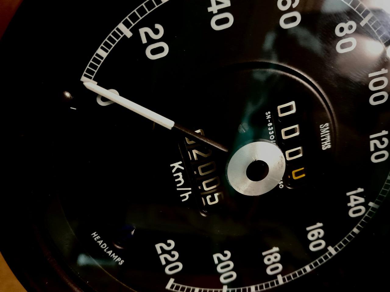 JAGUAR compteur de vitesses LesAnciennes.com