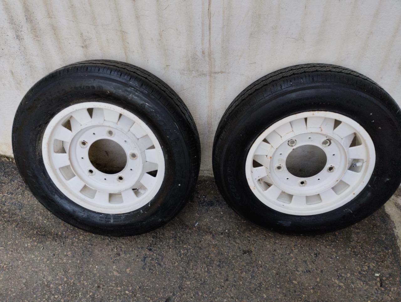 Roues CITROEN Traction LesAnciennes.com