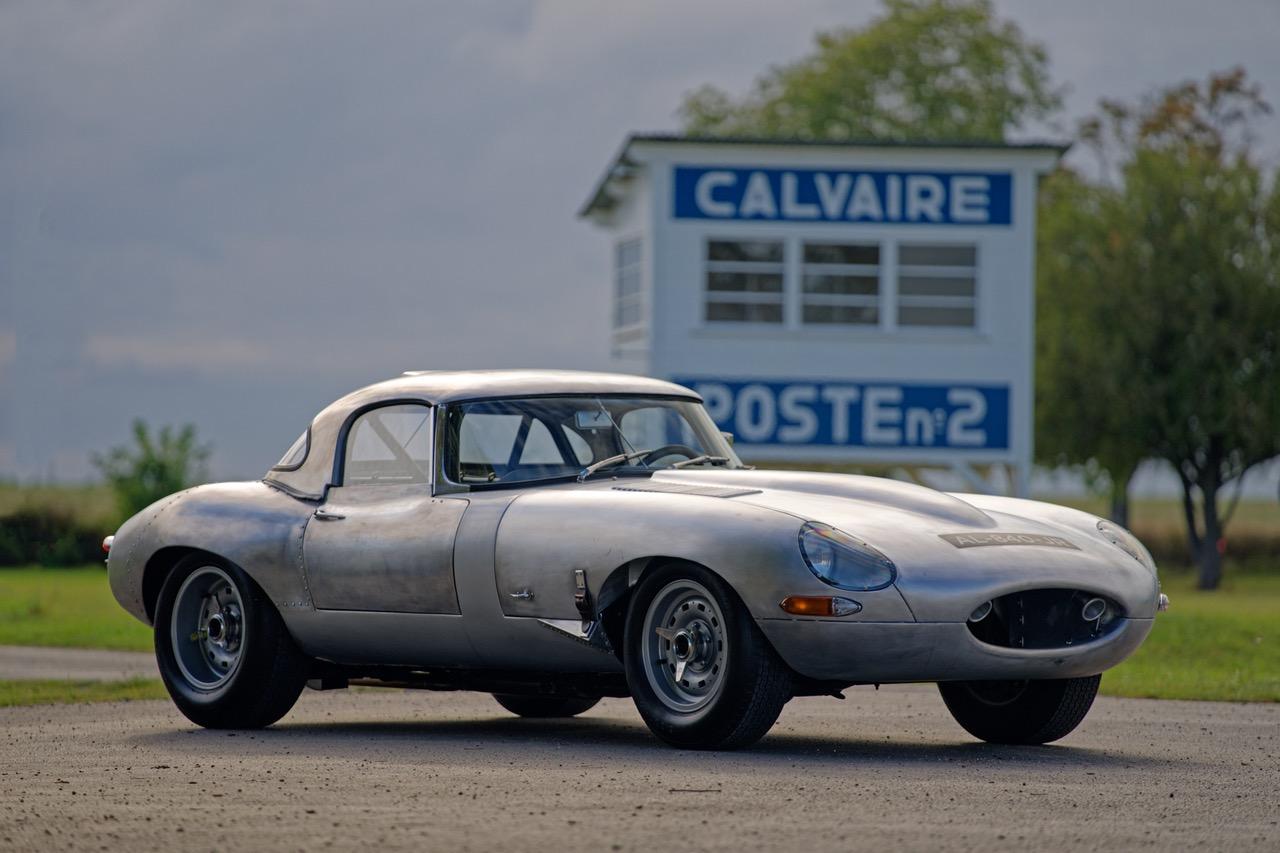 JAGUAR Type E Semi Lightweight - 1962 LesAnciennes.com