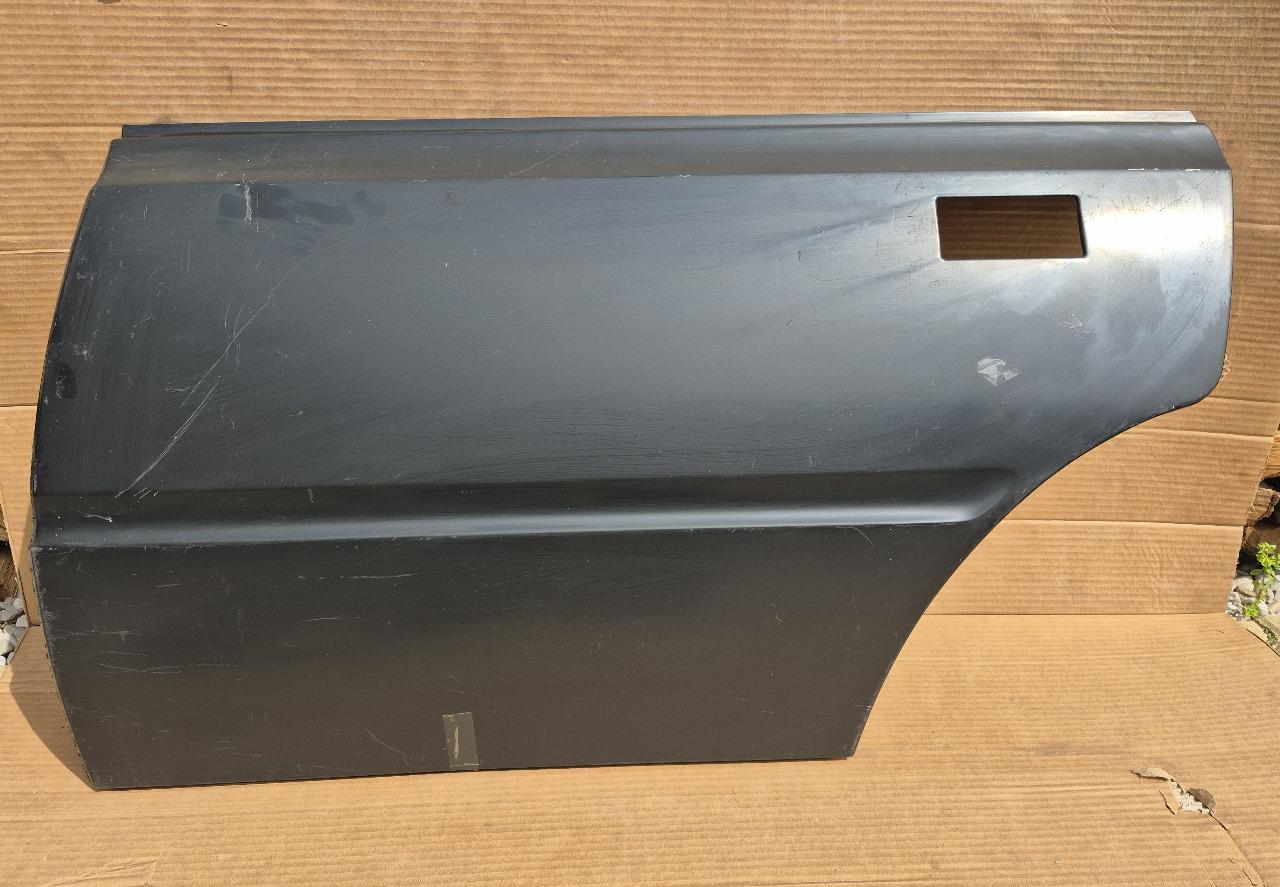 Panneau Porte Ext AR G Pièces PEUGEOT 505 LesAnciennes.com