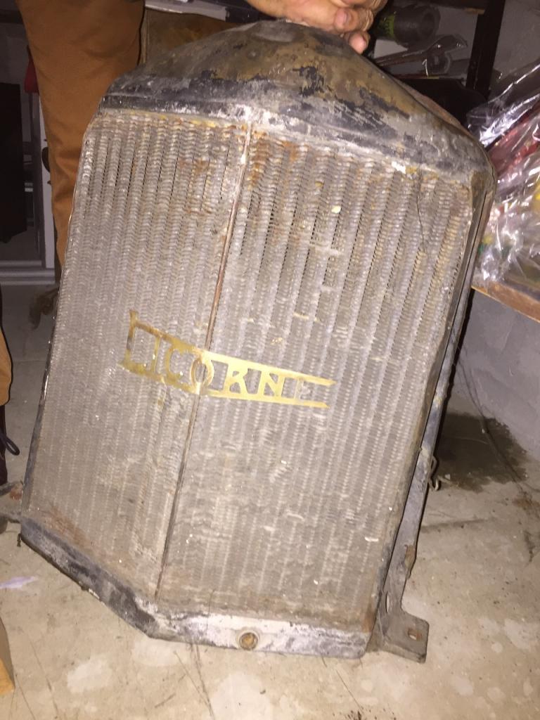 Radiateur LA LICORNE LesAnciennes.com