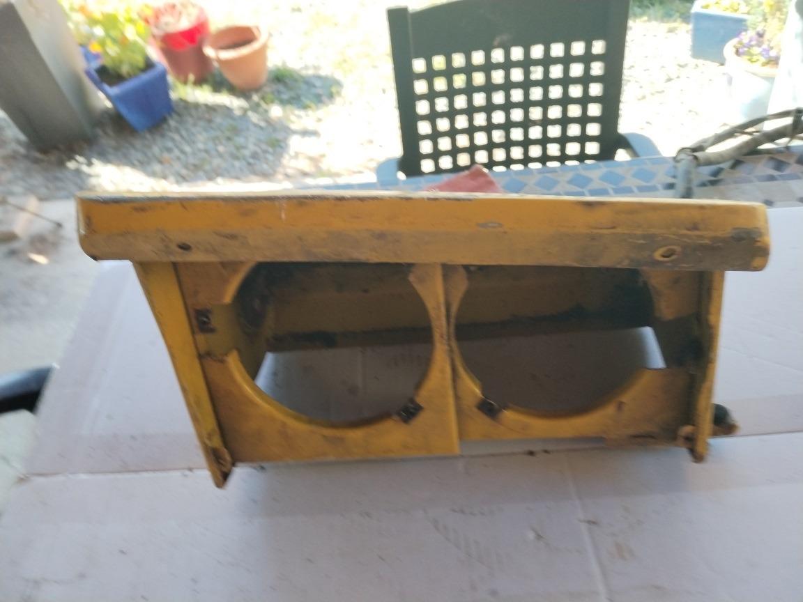 Pièces MASERATI Ghibli Paupière de Phare Av LesAnciennes.com