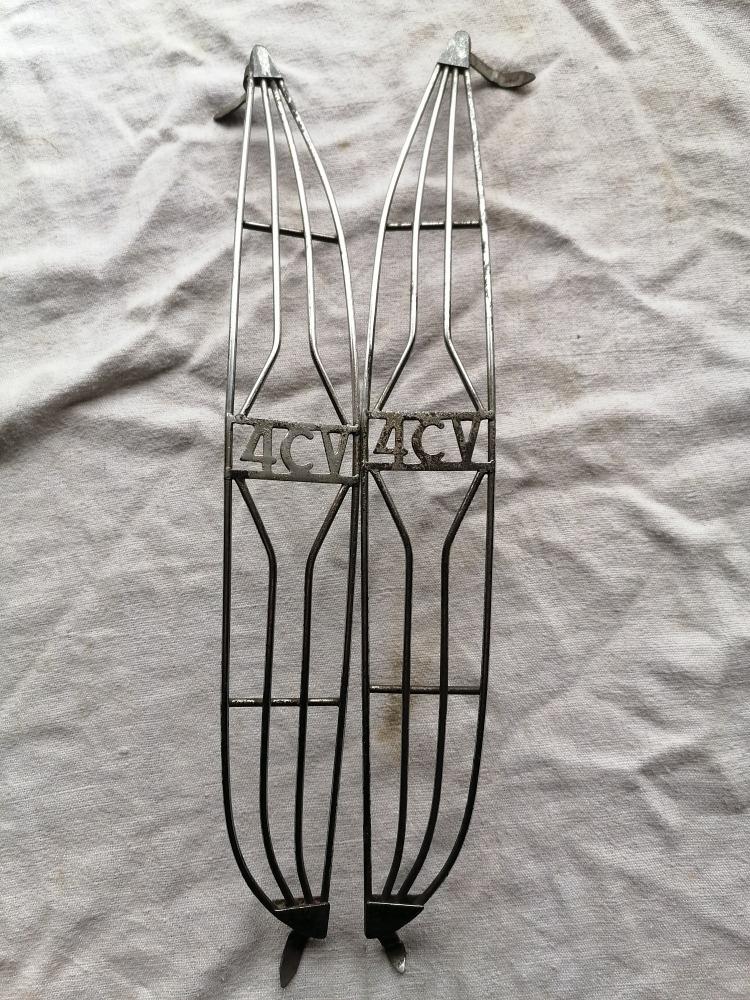 Grilles d'aération accessoire RENAULT 4CV LesAnciennes.com