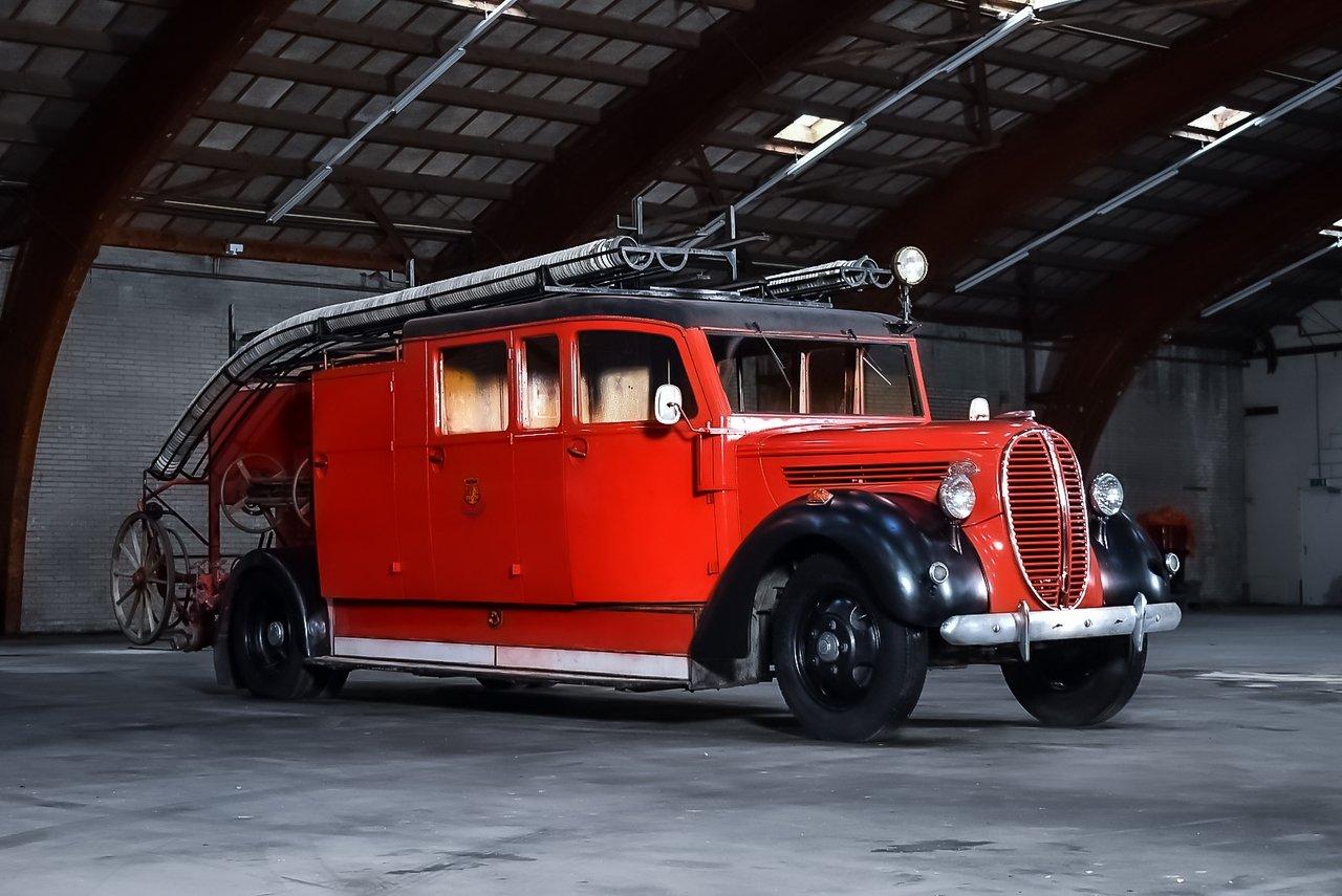 1938 Ford 85 Fire Truck 221CI V8 LesAnciennes.com