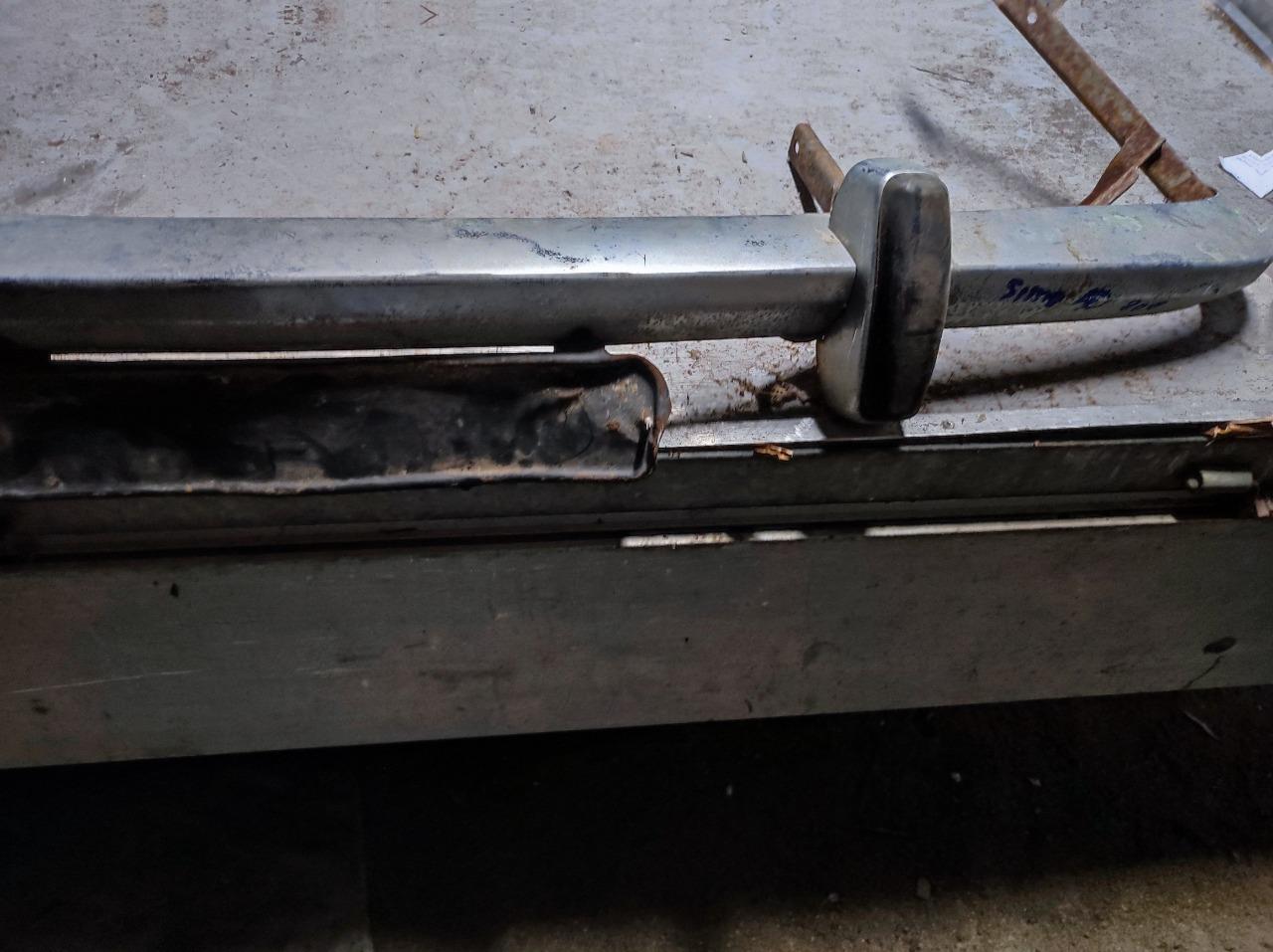 Pare choc SIMCA 1500 Toute versions LesAnciennes.com