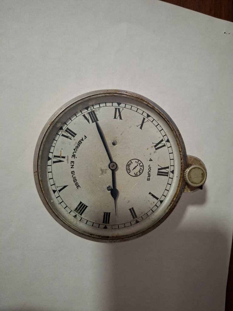Horloge JEAGER HORLOGE HORARIO LesAnciennes.com