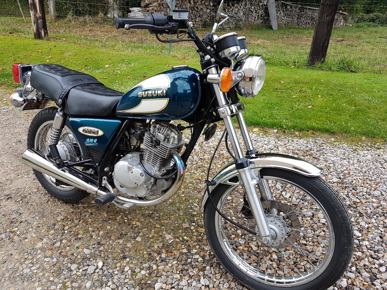 SUZUKI GN 125 - 1997 LesAnciennes.com