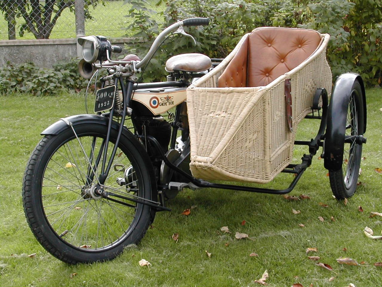 GNOME ET RHONE Type B solo side - 1924 LesAnciennes.com