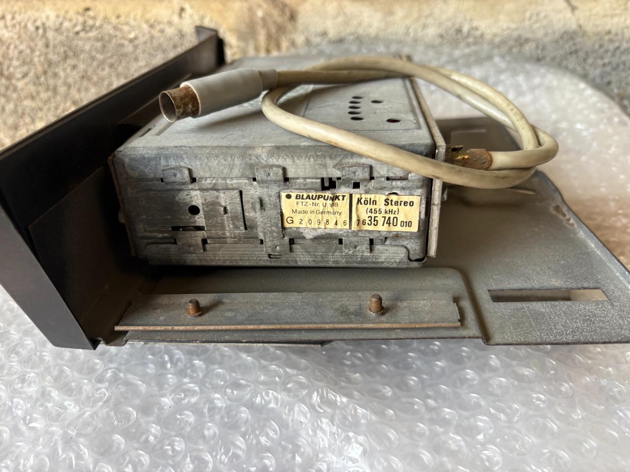 Autoradio BMW 3.0 LesAnciennes.com